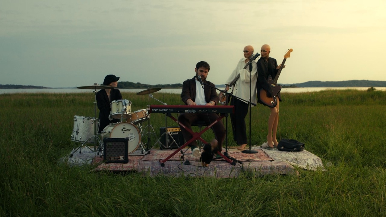 wide-eyes-david-medina-musikvideo-rosenrod-film